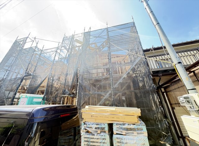 【外観】 | 志木市柏町2丁目　新築一戸建住宅　全2棟　(志木本店) | 販売現地／2026年7月6日撮影　
中学校まで徒歩4分。朝練や放課後の部活動があっても通学時間が短いため、帰宅が遅くなりにくく、勉強や休息の時間を確保しやすくなります。