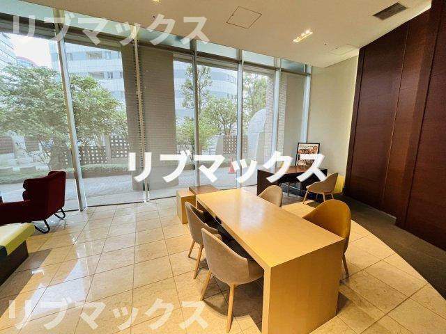 【ロビー】ウエストパークタワー池袋 