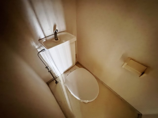 セジュール小屋浦　B棟のトイレ