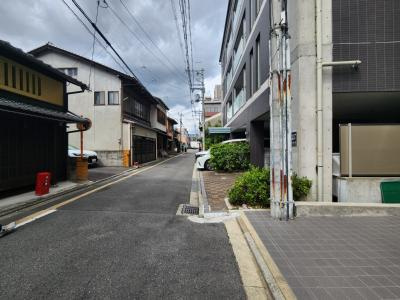 ランブラス堀川の地図|前面道路