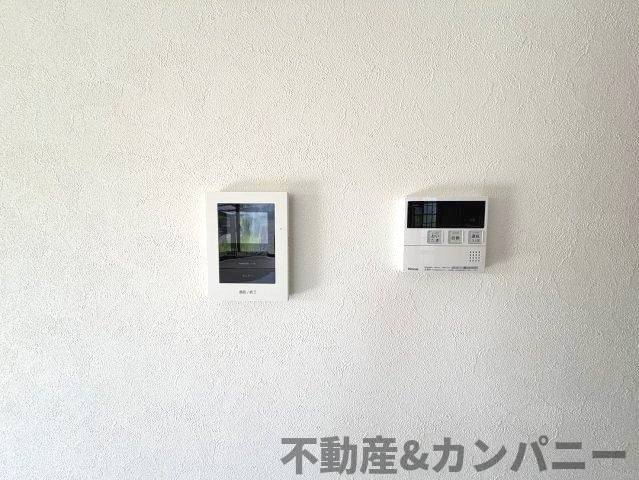 平井町の中古戸建ての防犯設備|リモコン、スイッチまとめました