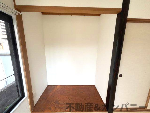 平井町の中古戸建ての和室|床の間です