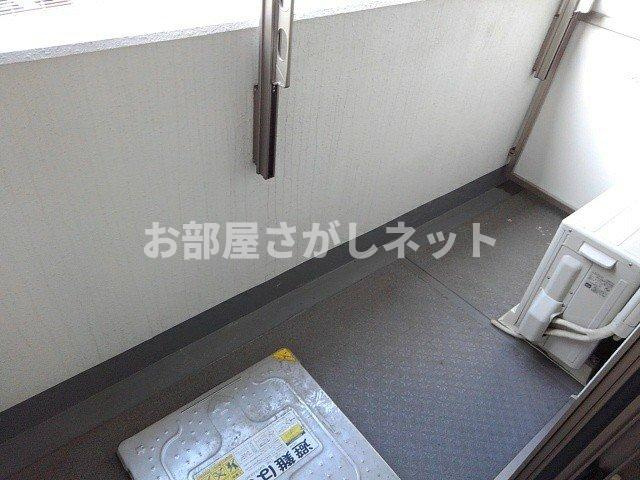 エレディータ【おとり物件なし】#学生・社会人にオススメ！初期費用分割払いOK！のバルコニー