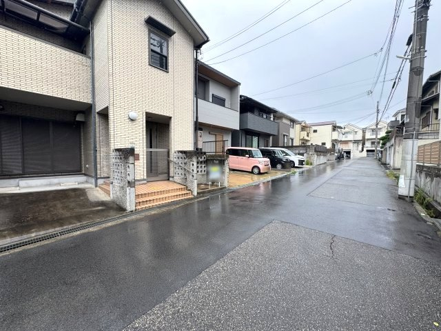 神戸市垂水区清水が丘1丁目戸建の前面道路含む現地写真