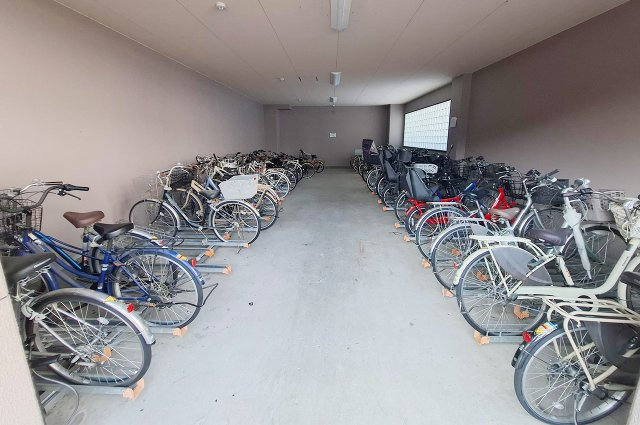 アドリーム金剛の駐輪場|駐輪場