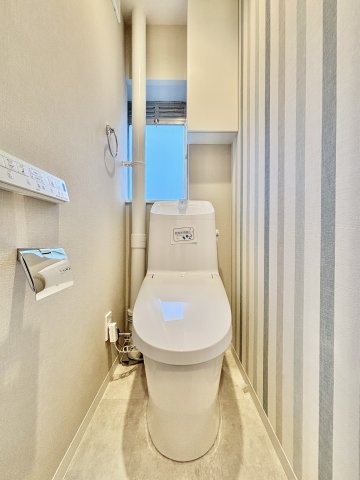 新金岡参丁壱番住宅第壱八棟のトイレ|シンプルで使いやすいトイレです