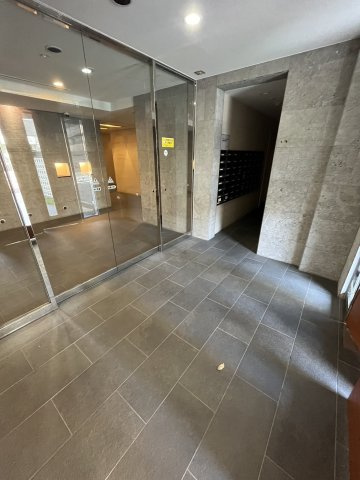 リビオレゾン小石川のエントランス