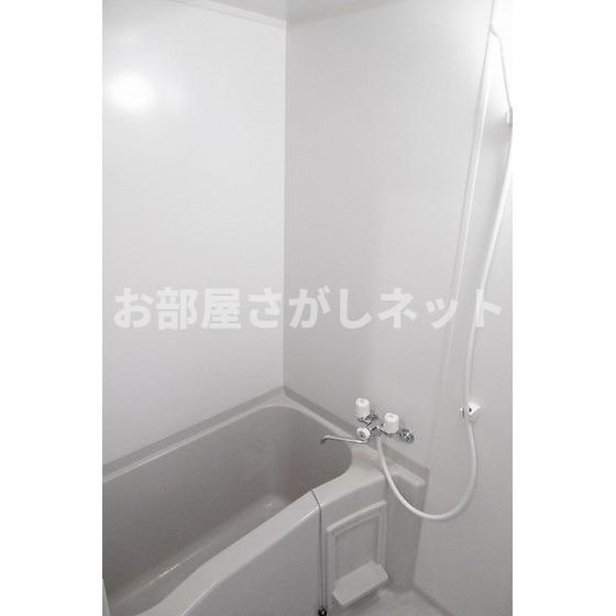 西川ビルの浴室|バス