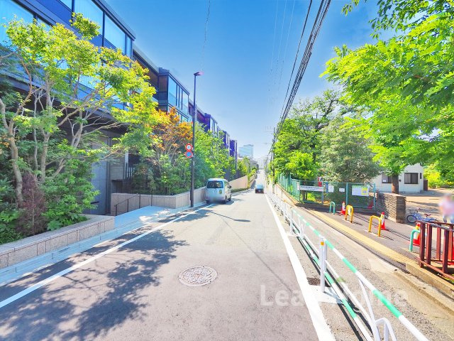 【その他】 | ザ・パークハウス　代々木大山レジデンス | 前面道路