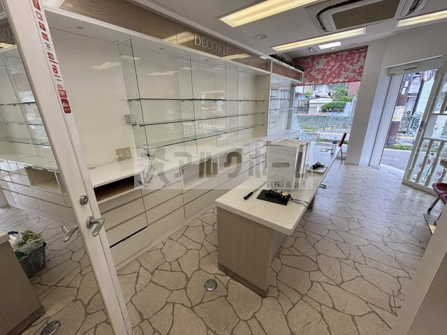 柏原市清州１丁目の店舗一部の内装