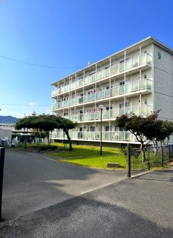仁川リバーサイドハイツ B棟