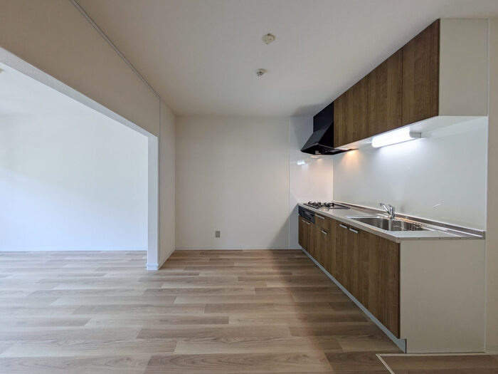 川崎市麻生区上麻生４丁目の賃貸マンションの居間・リビング|※他部屋参考写真