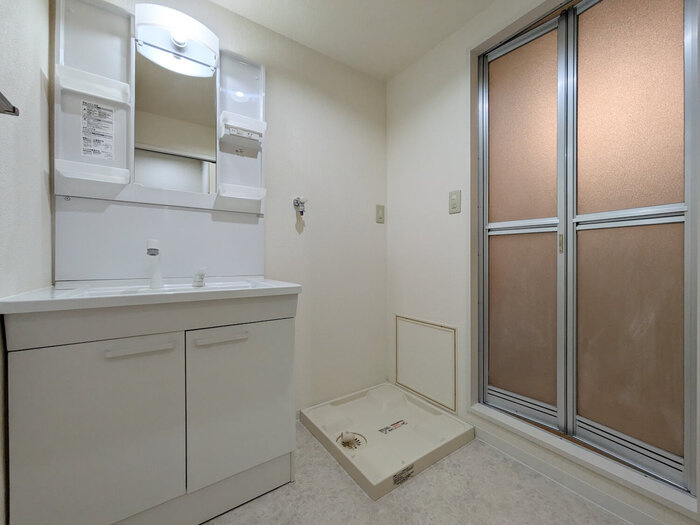 川崎市麻生区上麻生４丁目の賃貸マンションの洗面所|※他部屋参考写真