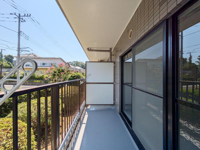 川崎市麻生区上麻生４丁目の賃貸マンションのバルコニー|※他部屋参考写真