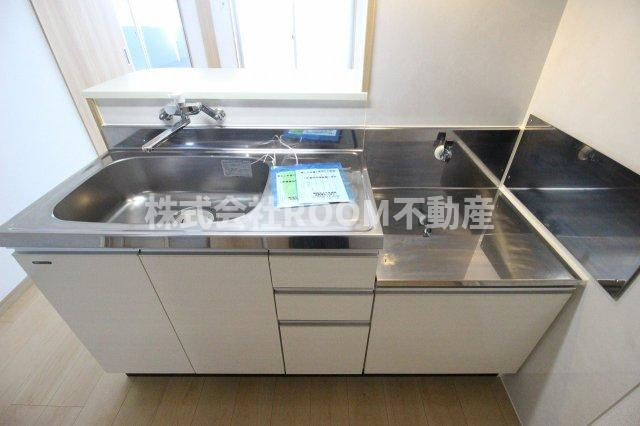 ライズ霧島のキッチン|コンパクトなキッチンで掃除もラクラク