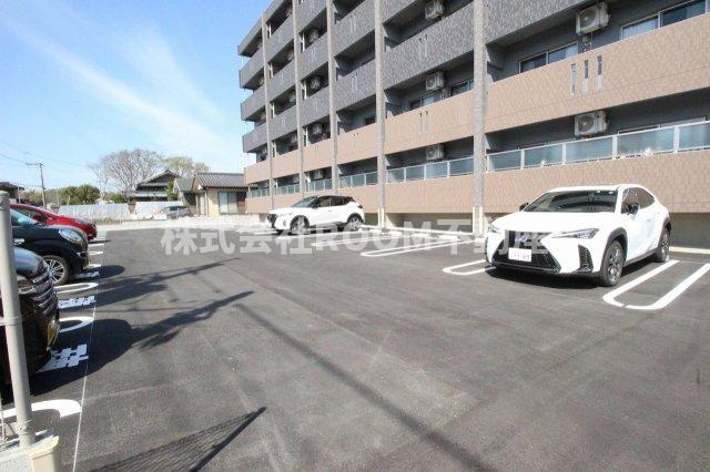ライズ霧島の駐車場|駐車場完備です
