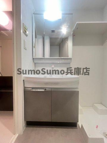 プレサンス神戸セレスティアの洗面所|洗面所です