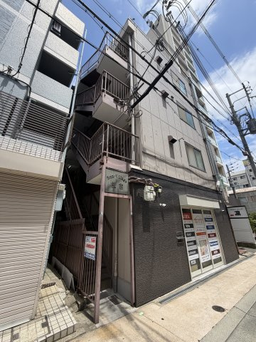 サンビレッジ板宿の外観