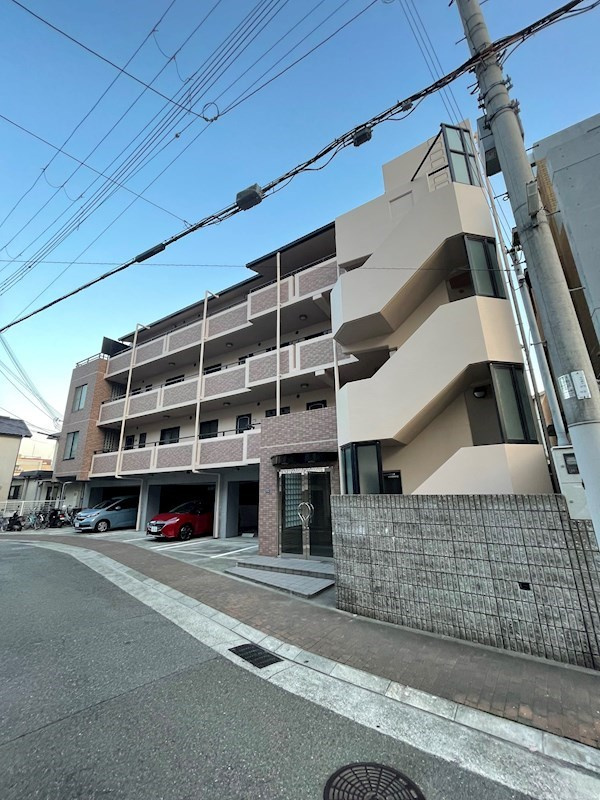藤原マンションの外観