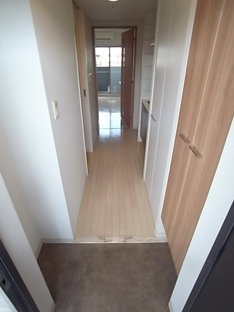エスリード西宮北口第2の玄関