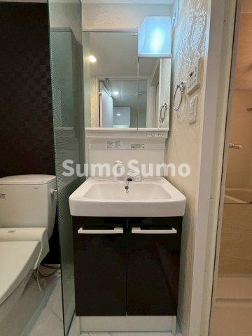 LUMINOUS桜川(旧:アーバンパーク難波)の独立洗面台