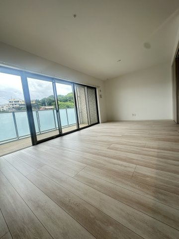 S-RESIDENCE愛宕SOUTHの居間・リビング