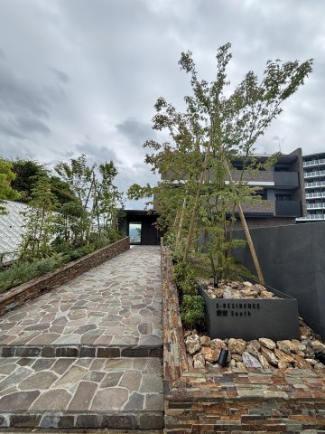 S-RESIDENCE愛宕SOUTHのエントランス