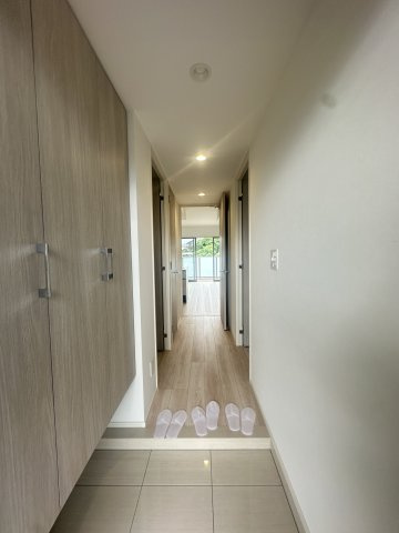 S-RESIDENCE愛宕SOUTHの玄関