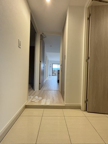 S-RESIDENCE愛宕SOUTHの玄関