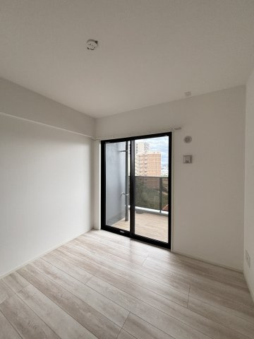 S-RESIDENCE愛宕SOUTHの洋室