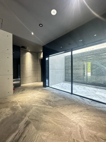 S-RESIDENCE大阪同心のロビー