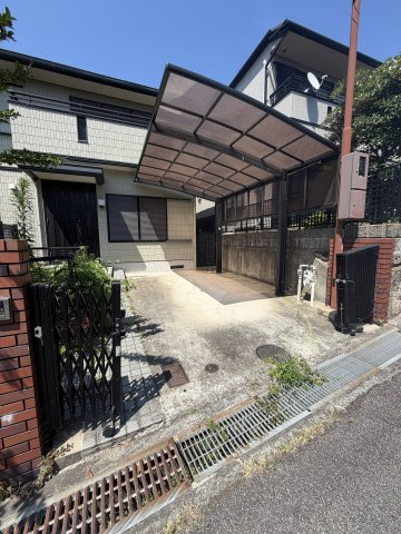 須磨区高倉台貸戸建の外観