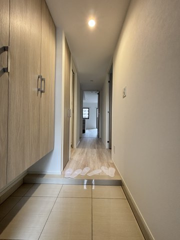 S-RESIDENCE愛宕SOUTHの玄関