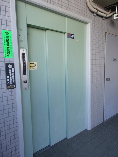 スターハイツ大徳のその他共用部分|エレベーターがあります♪