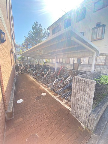 セレナ東甲子園の外観