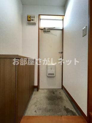 ハイム・スズキの玄関