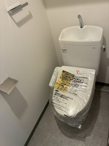 コンフォリア・リヴ板橋本町のトイレ