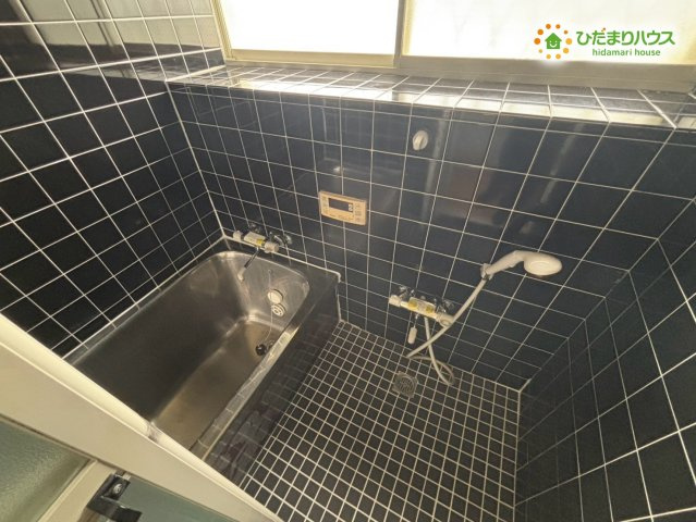 行田市持田　中古戸建の浴室