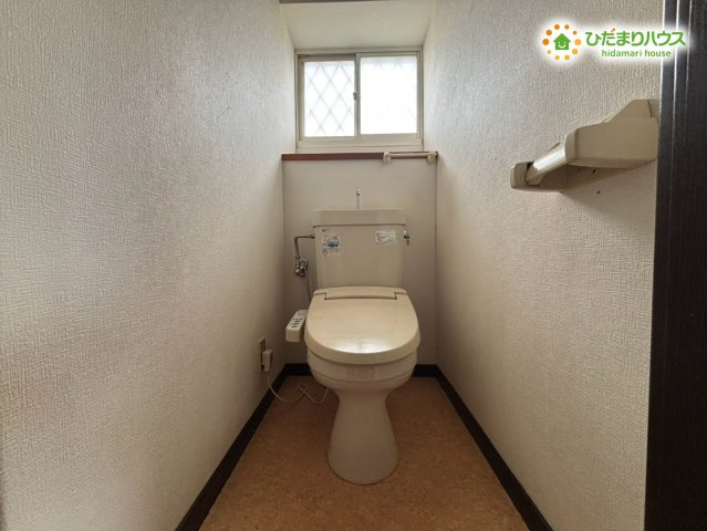 行田市持田　中古戸建のトイレ