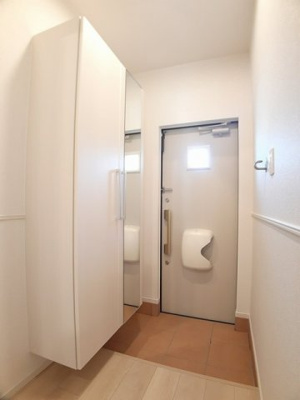 【玄関】 | フレスコ・パッソⅡ | 玄関です