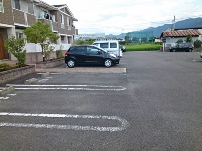 【駐車場】 | プラゼール・ラゴーアⅠ | 駐車場完備です