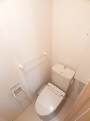 【トイレ】 | ピオニール岡田 | コンパクトで使いやすいトイレです