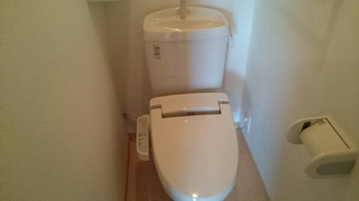 【トイレ】 | シャンペトル | 落ち着いた色調のトイレです