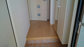 【玄関】 | シャンペトル | 毎日通る玄関はこちらです