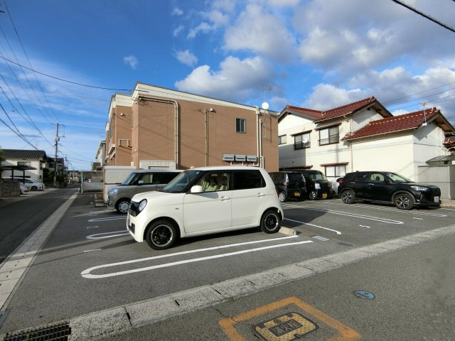 ケローネの駐車場