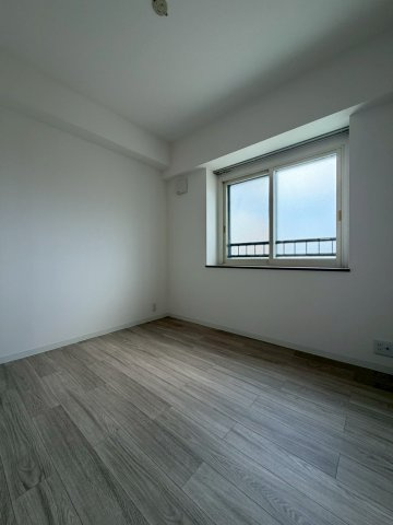 パシフィック南15条の洋室