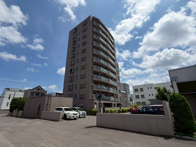 パシフィック南15条の外観