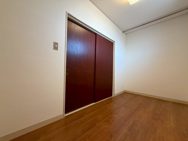 【洋室】 | 五井東3丁目戸建