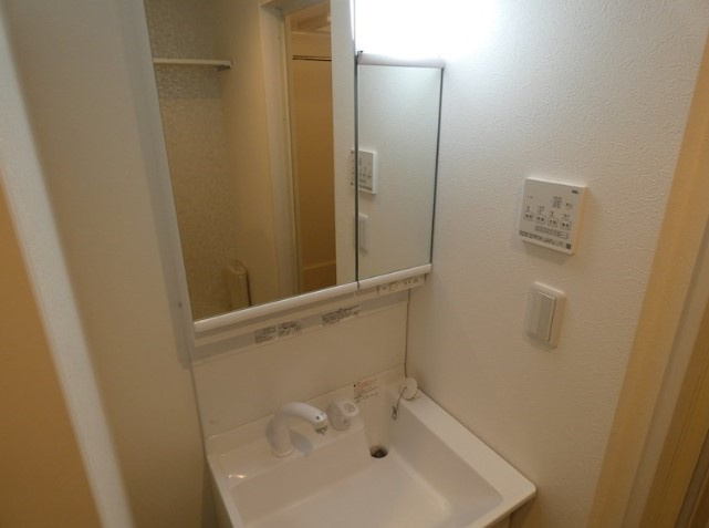 ステラ与野本町の独立洗面台|別部屋参照写真