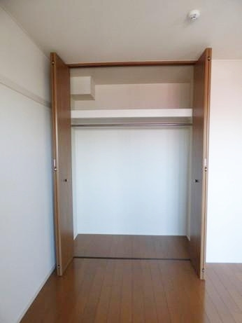 横浜市戸塚区品濃町の賃貸マンションの収納